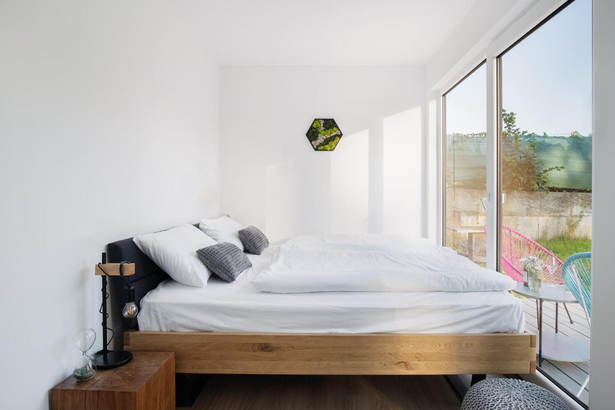 Container Apartment เดชชิน ภายนอก รูปภาพ